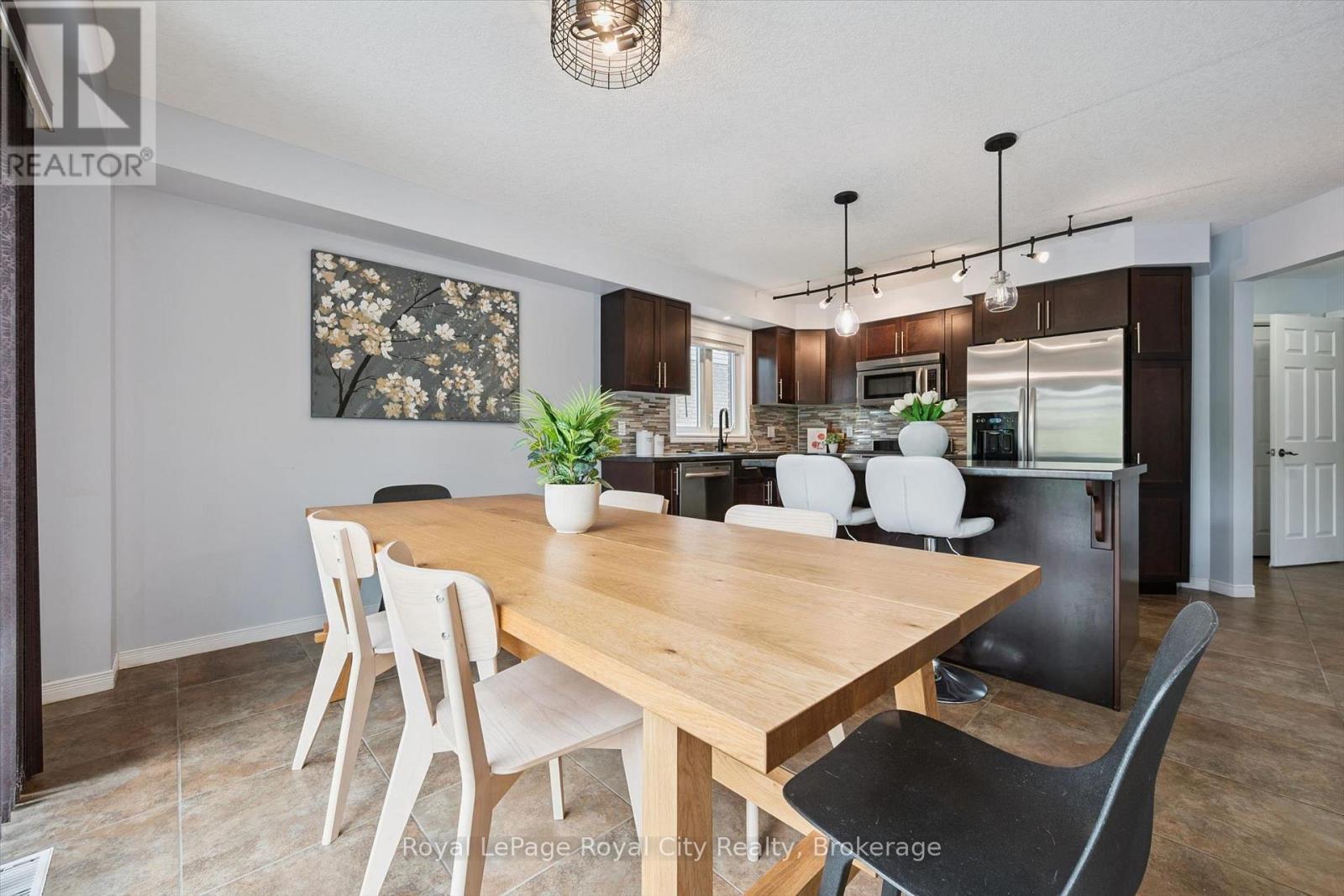












138 FLANDERS ROAD

,
Waterloo,




Ontario
N0B1M0

