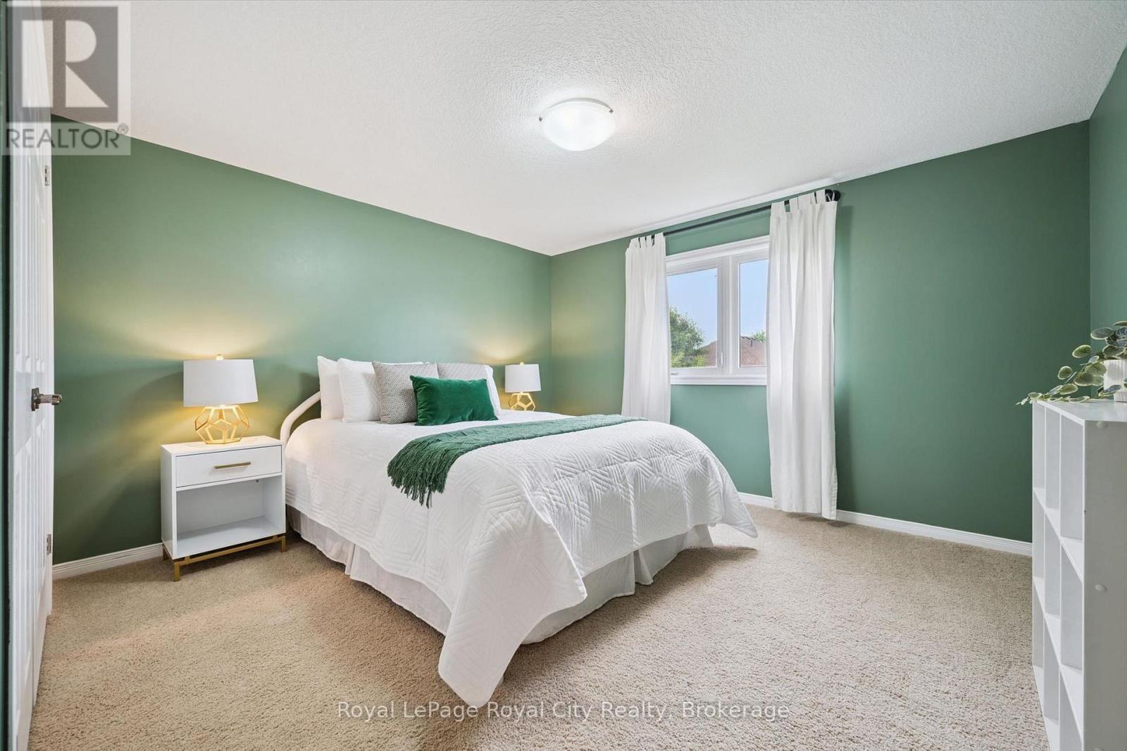 












138 FLANDERS ROAD

,
Waterloo,




Ontario
N0B1M0

