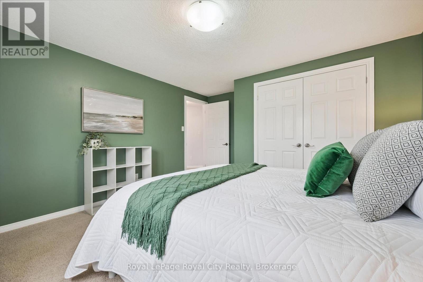 












138 FLANDERS ROAD

,
Waterloo,




Ontario
N0B1M0

