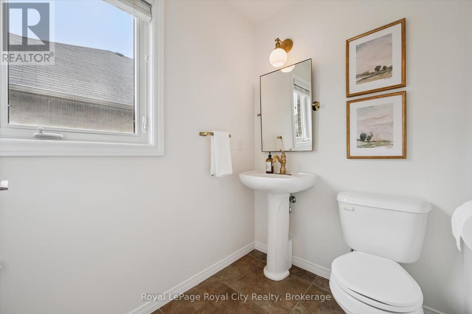












138 FLANDERS ROAD

,
Waterloo,




Ontario
N0B1M0

