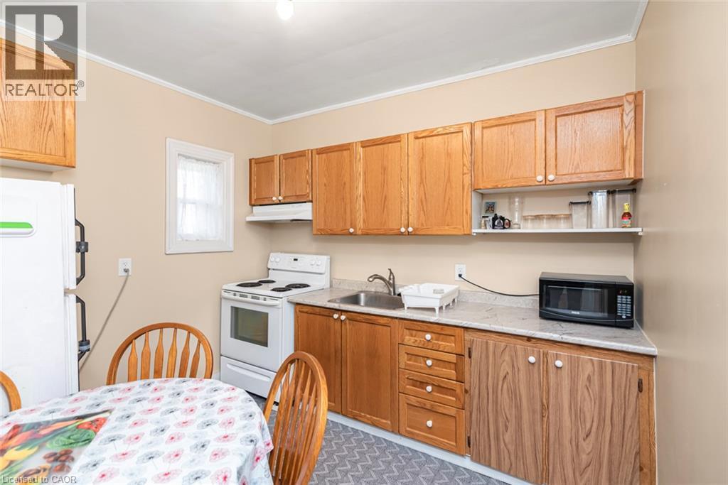 












44 ARTHUR Avenue N

,
Hamilton,




Ontario
L8L6C5

