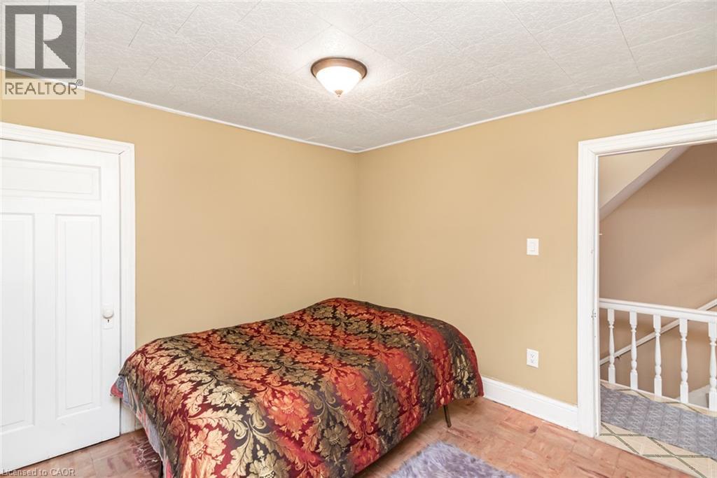 












44 ARTHUR Avenue N

,
Hamilton,




Ontario
L8L6C5


