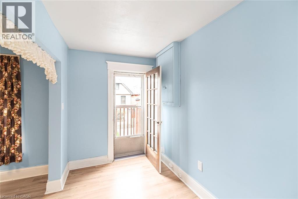 












44 ARTHUR Avenue N

,
Hamilton,




Ontario
L8L6C5

