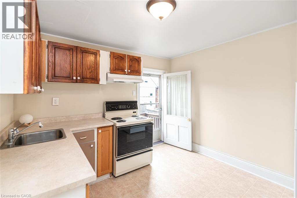 












44 ARTHUR Avenue N

,
Hamilton,




Ontario
L8L6C5

