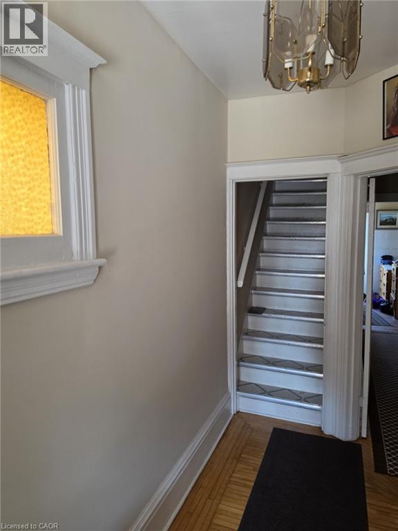 












44 ARTHUR Avenue N

,
Hamilton,




Ontario
L8L6C5

