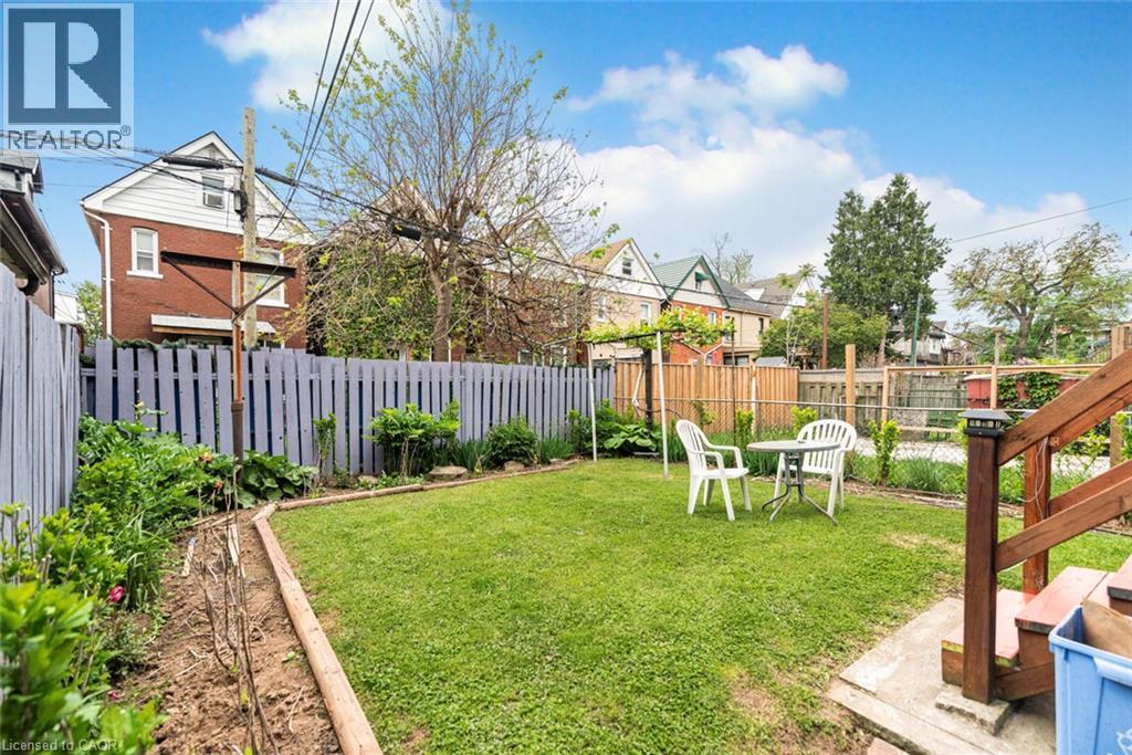 












44 ARTHUR Avenue N

,
Hamilton,




Ontario
L8L6C5

