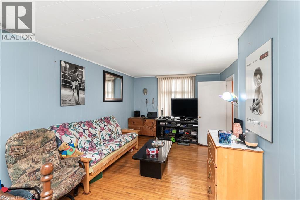 












44 ARTHUR Avenue N

,
Hamilton,




Ontario
L8L6C5

