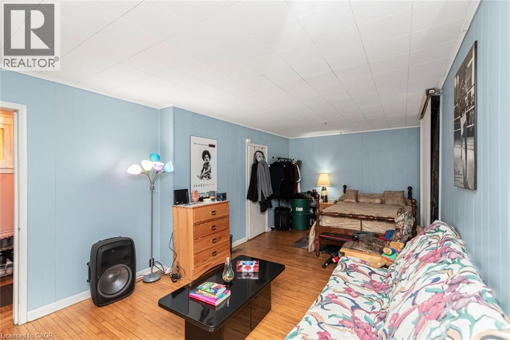 












44 ARTHUR Avenue N

,
Hamilton,




Ontario
L8L6C5

