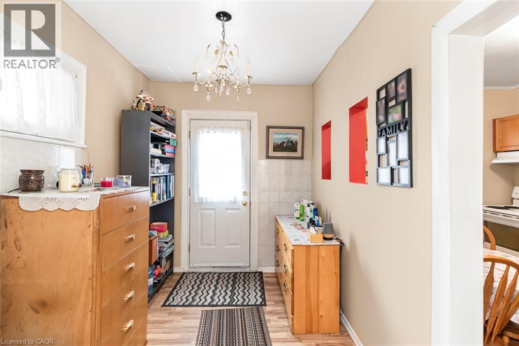 












44 ARTHUR Avenue N

,
Hamilton,




Ontario
L8L6C5

