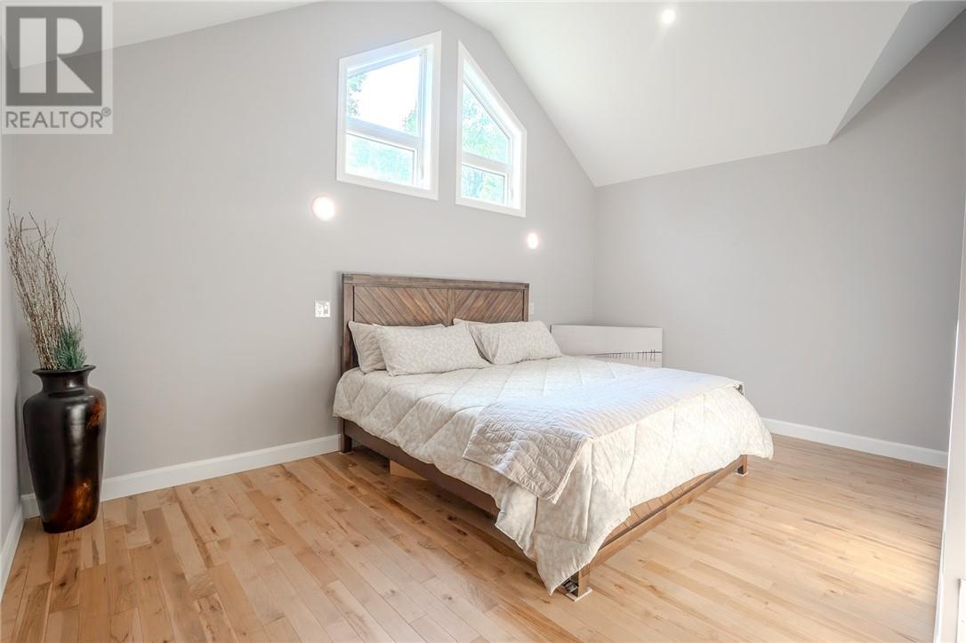 












384 Old Webbwood Road

,
Webbwood,




Ontario
P0P2G0

