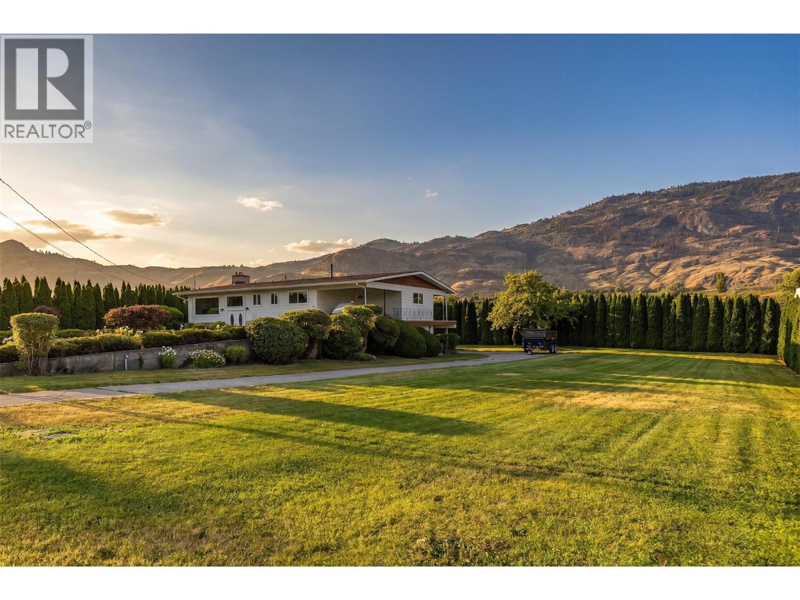 












6012 107th Street

,
Osoyoos,




British Columbia
V0H1V4

