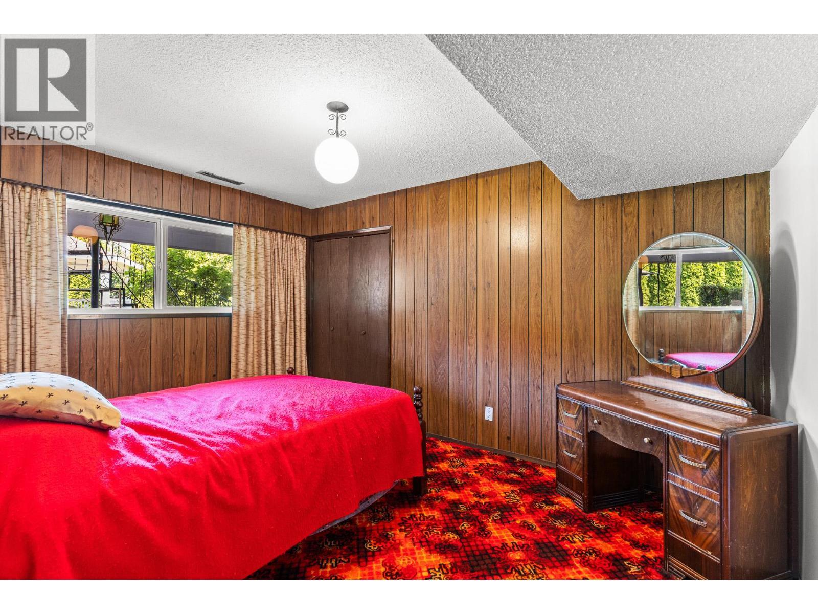 












6012 107th Street

,
Osoyoos,




British Columbia
V0H1V4

