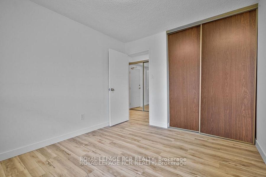 









1535


Lakeshore

Road Est, 205,
Mississauga,




ON
L5E 3E2

