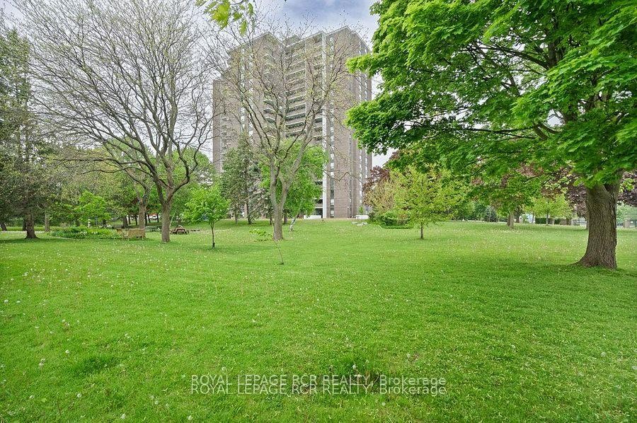 









1535


Lakeshore

Road Est, 205,
Mississauga,




ON
L5E 3E2

