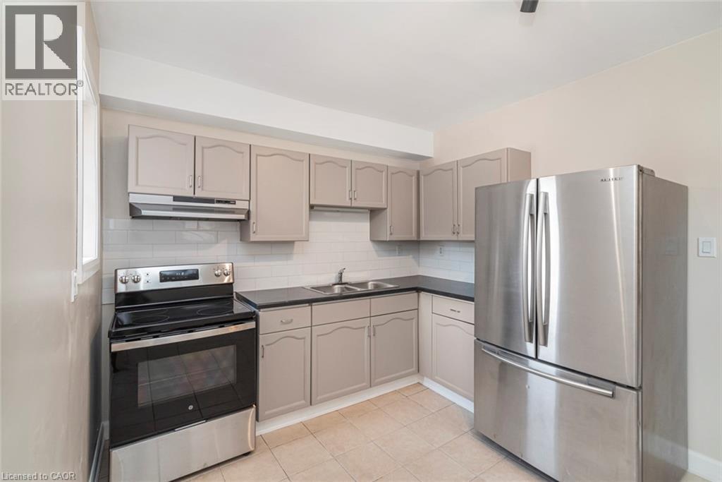 












60 KEITH Street

,
Hamilton,




Ontario
L8L3S3

