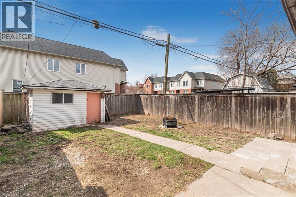 












60 KEITH Street

,
Hamilton,




Ontario
L8L3S3

