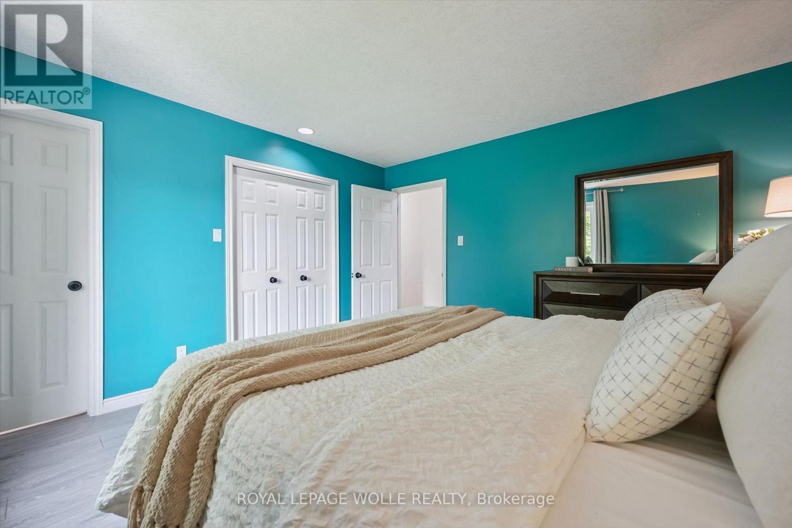 












168 BREWERY STREET

,
Wilmot,




Ontario
N3A2S8

