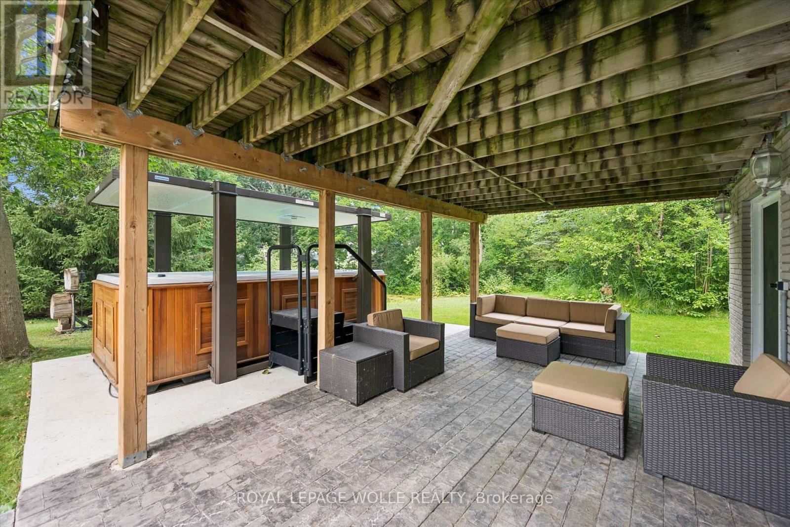 












168 BREWERY STREET

,
Wilmot,




Ontario
N3A2S8

