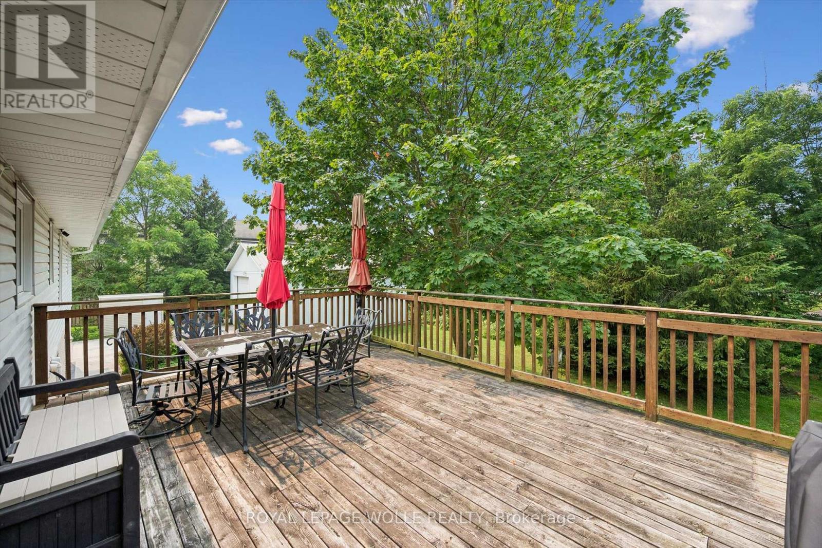 












168 BREWERY STREET

,
Wilmot,




Ontario
N3A2S8

