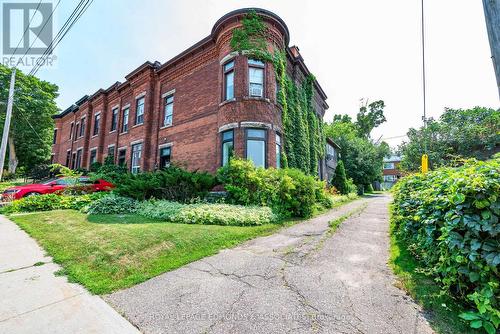 Featured Listing Photo 