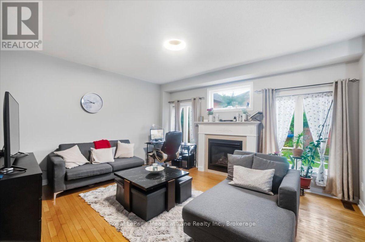 












68 GAME CREEK CRESCENT

,
Brampton (Northwest Sandalwood Parkway),




Ontario
L7A0K3

