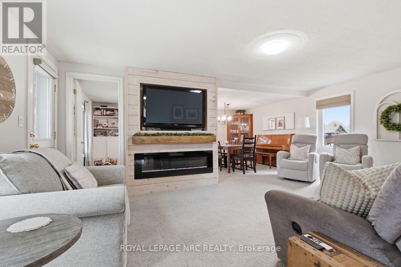 












43289 PETTIT ROAD

,
Wainfleet (Marshville/Winger),




Ontario
L0S1V0

