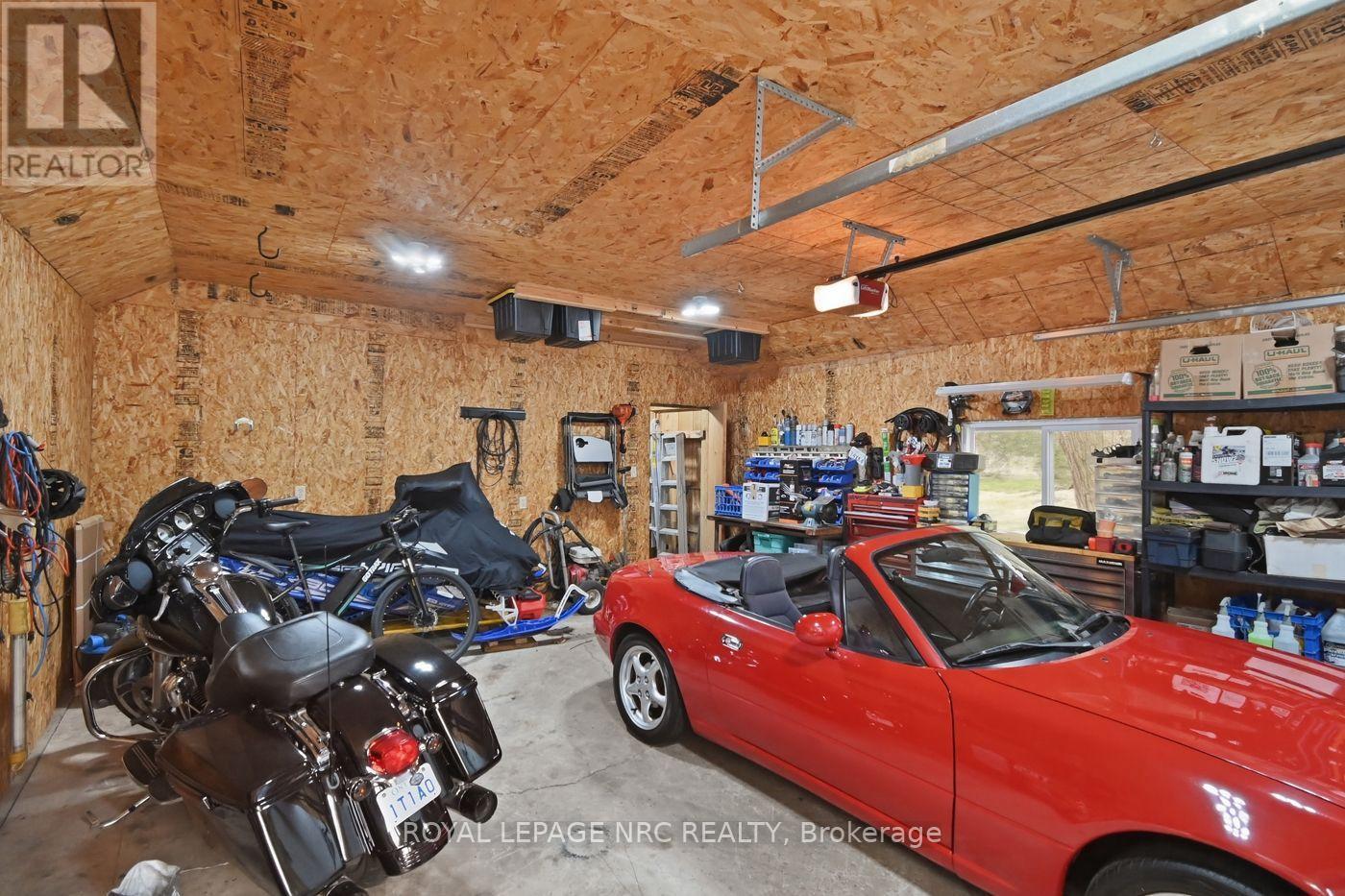 












43289 PETTIT ROAD

,
Wainfleet (Marshville/Winger),




Ontario
L0S1V0

