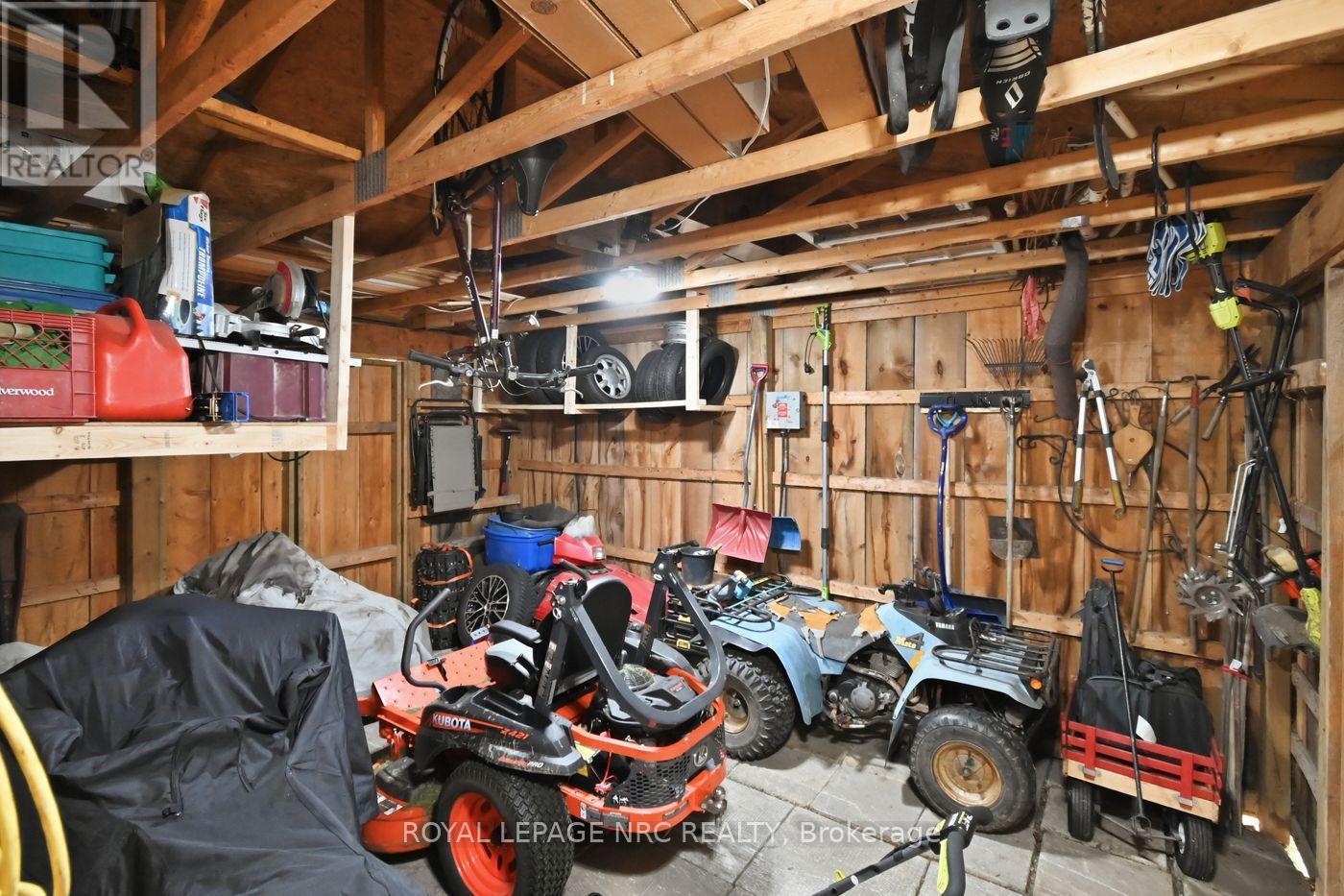 












43289 PETTIT ROAD

,
Wainfleet (Marshville/Winger),




Ontario
L0S1V0

