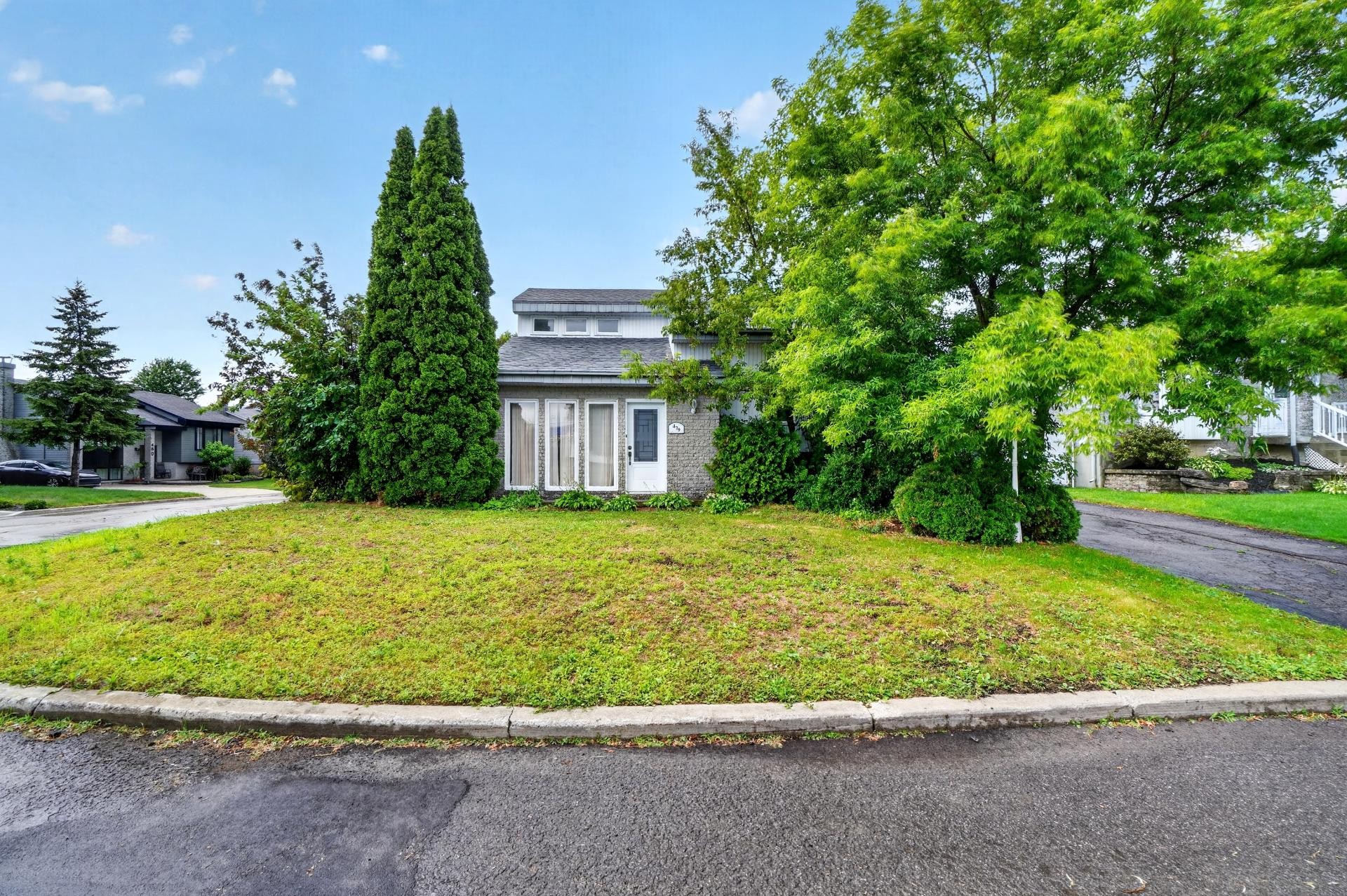









479


Rue du Rhône

,
Terrebonne (Lachenaie),




QC
J6W5M5

