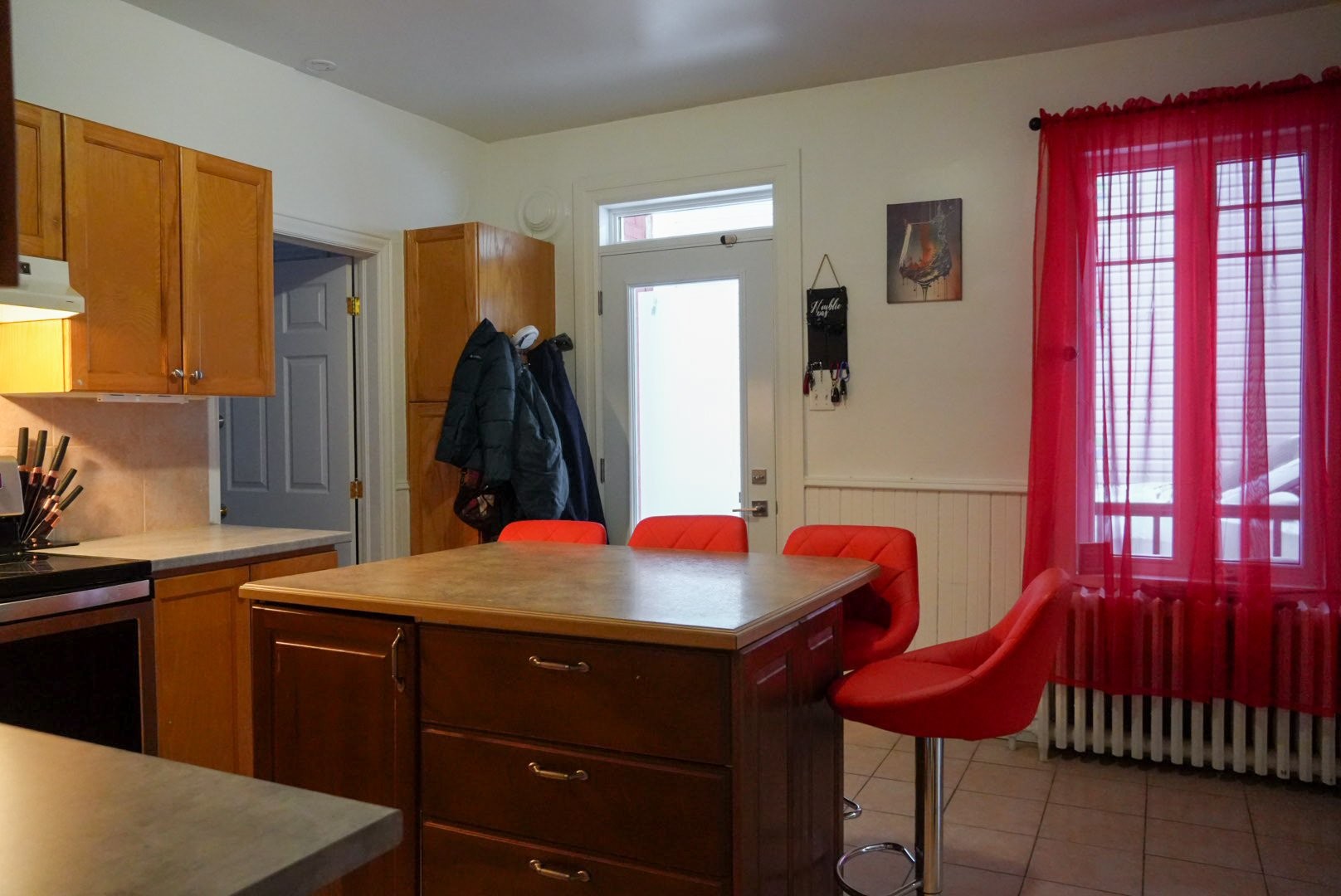 









97

 - 99


7e Avenue

,
Shawinigan,




QC
G9T2A5

