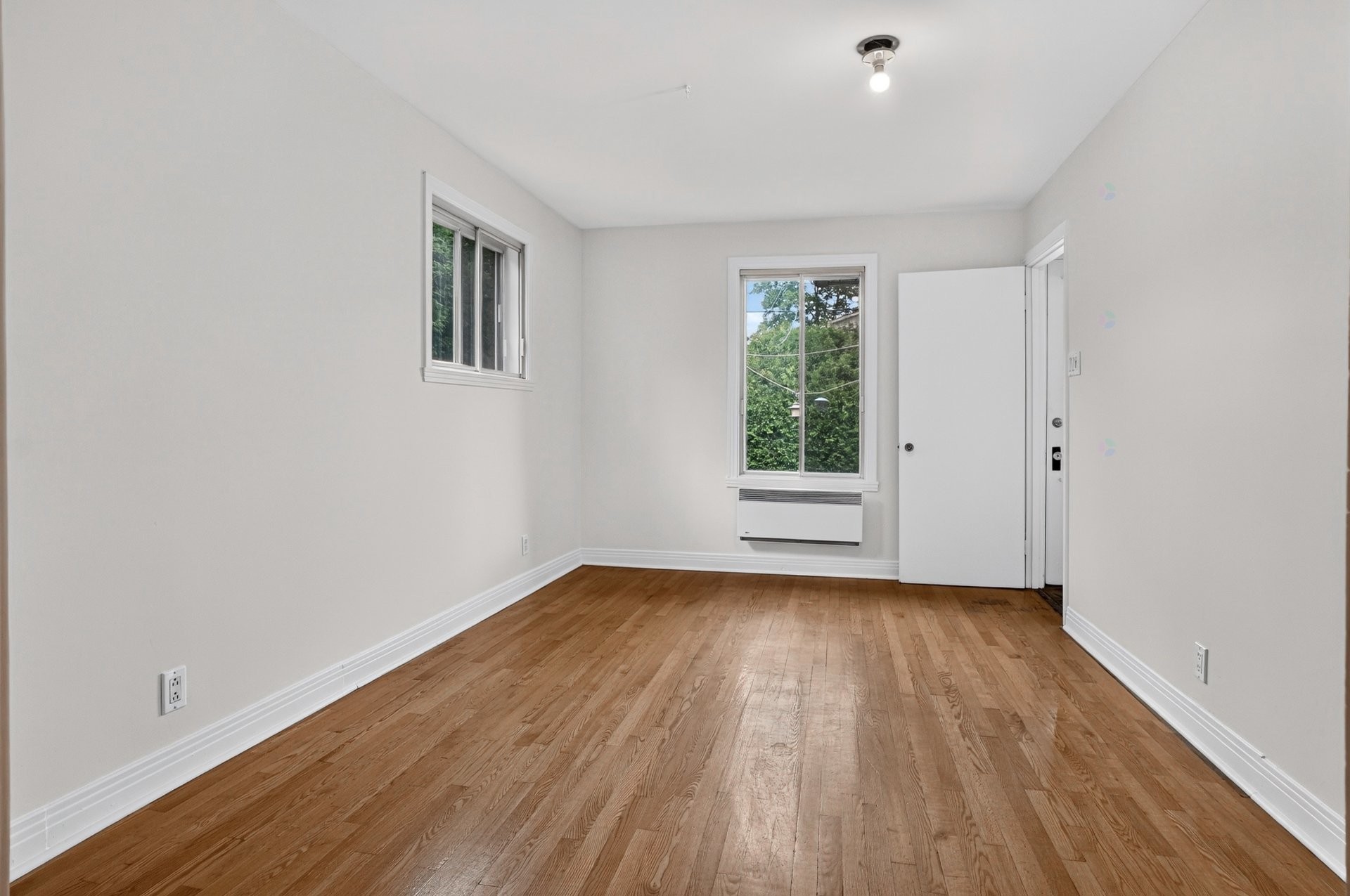 









7565


Rue Louis-Hémon

,
Montréal (Villeray/Saint-Michel/Parc-Extension),




QC
H2E2V3

