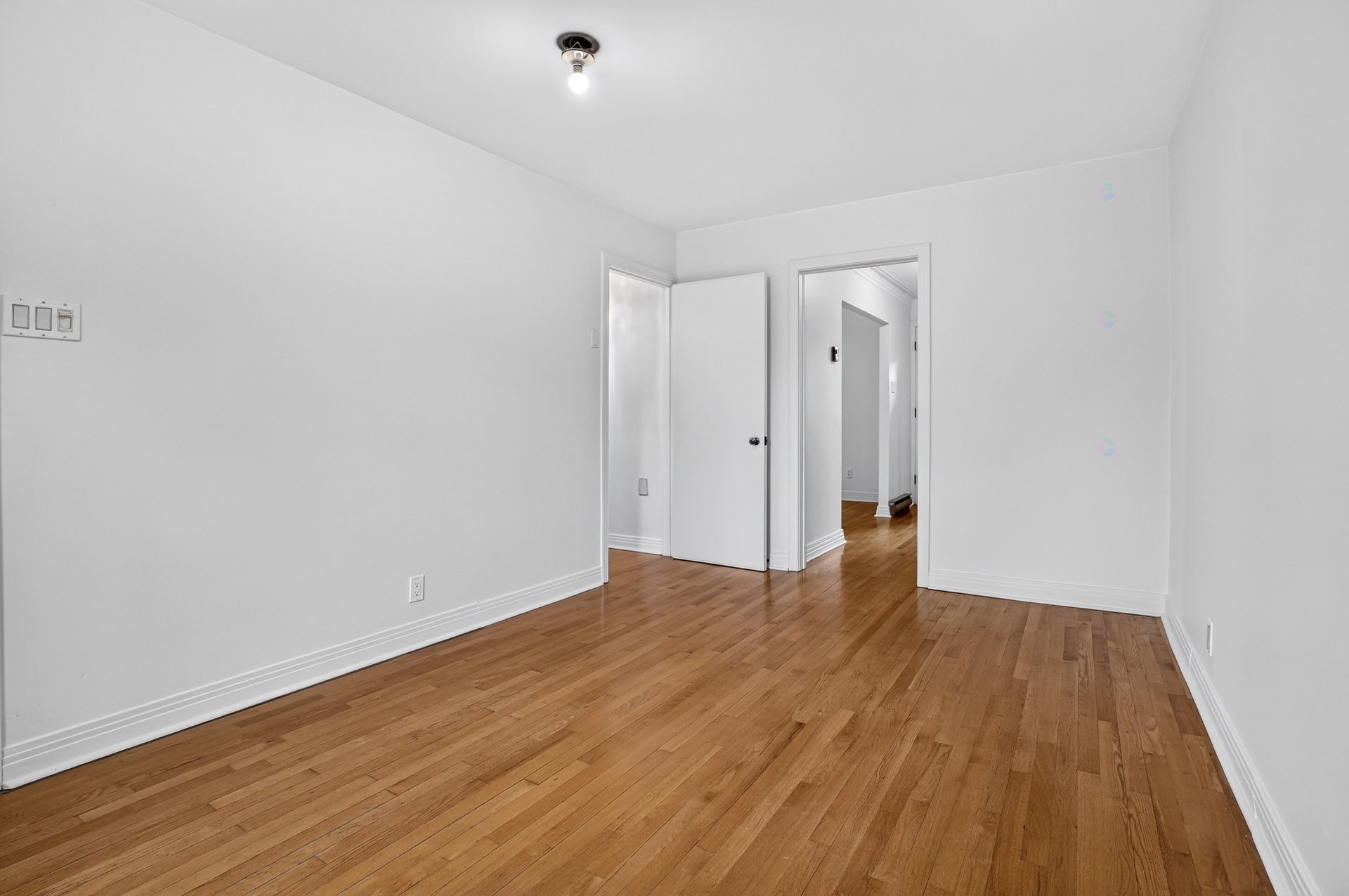 









7565


Rue Louis-Hémon

,
Montréal (Villeray/Saint-Michel/Parc-Extension),




QC
H2E2V3

