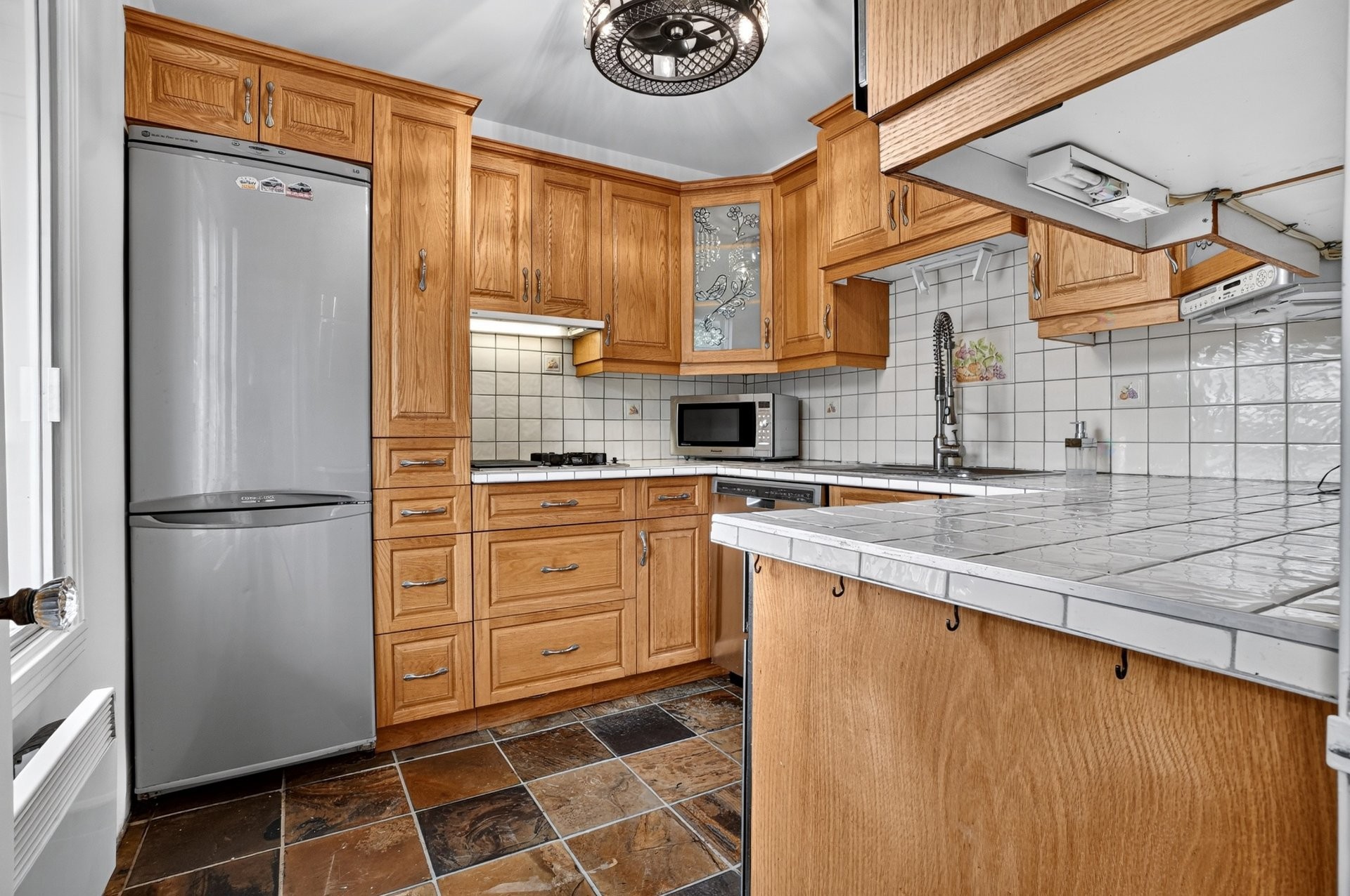 









7565


Rue Louis-Hémon

,
Montréal (Villeray/Saint-Michel/Parc-Extension),




QC
H2E2V3

