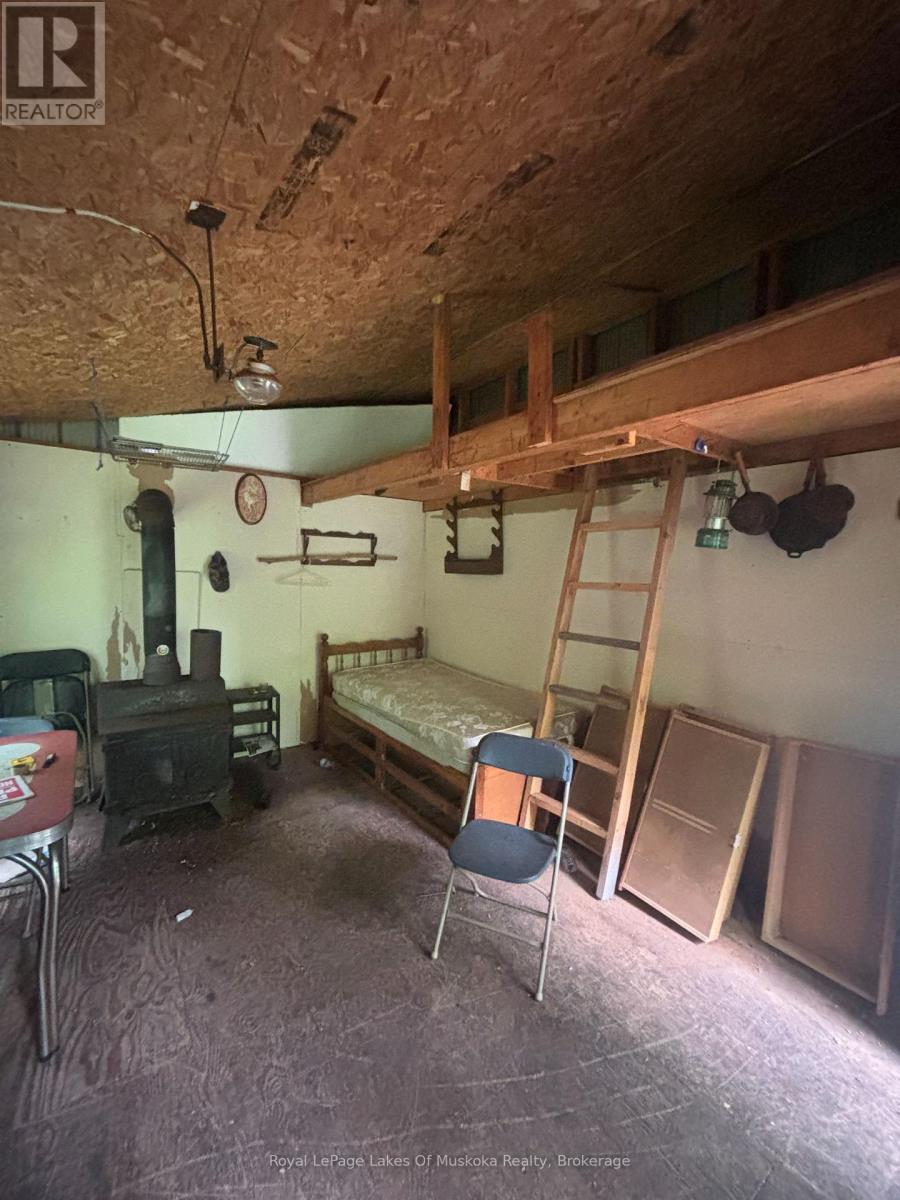 












0 AXE LAKE ROAD

,
McMurrich/Monteith (Monteith),




Ontario
P0A1X0

