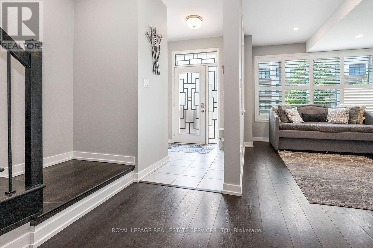 












3041 ERNEST APPELBE BOULEVARD

,
Oakville,




Ontario
L6H0N8

