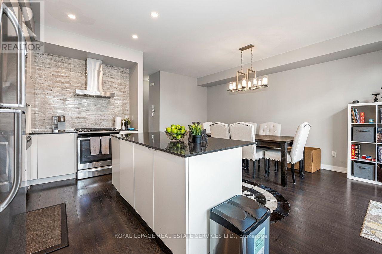 












3041 ERNEST APPELBE BOULEVARD

,
Oakville,




Ontario
L6H0N8


