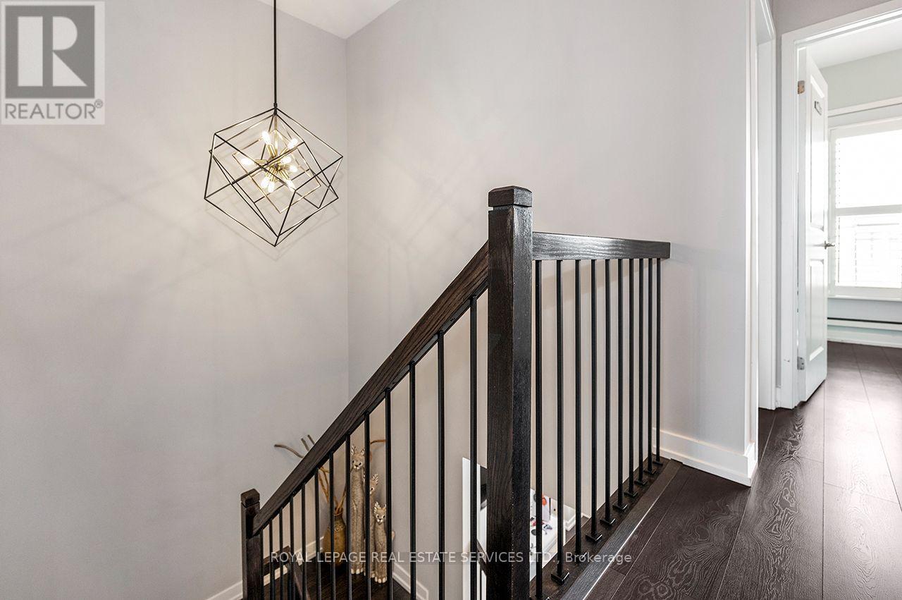 












3041 ERNEST APPELBE BOULEVARD

,
Oakville,




Ontario
L6H0N8


