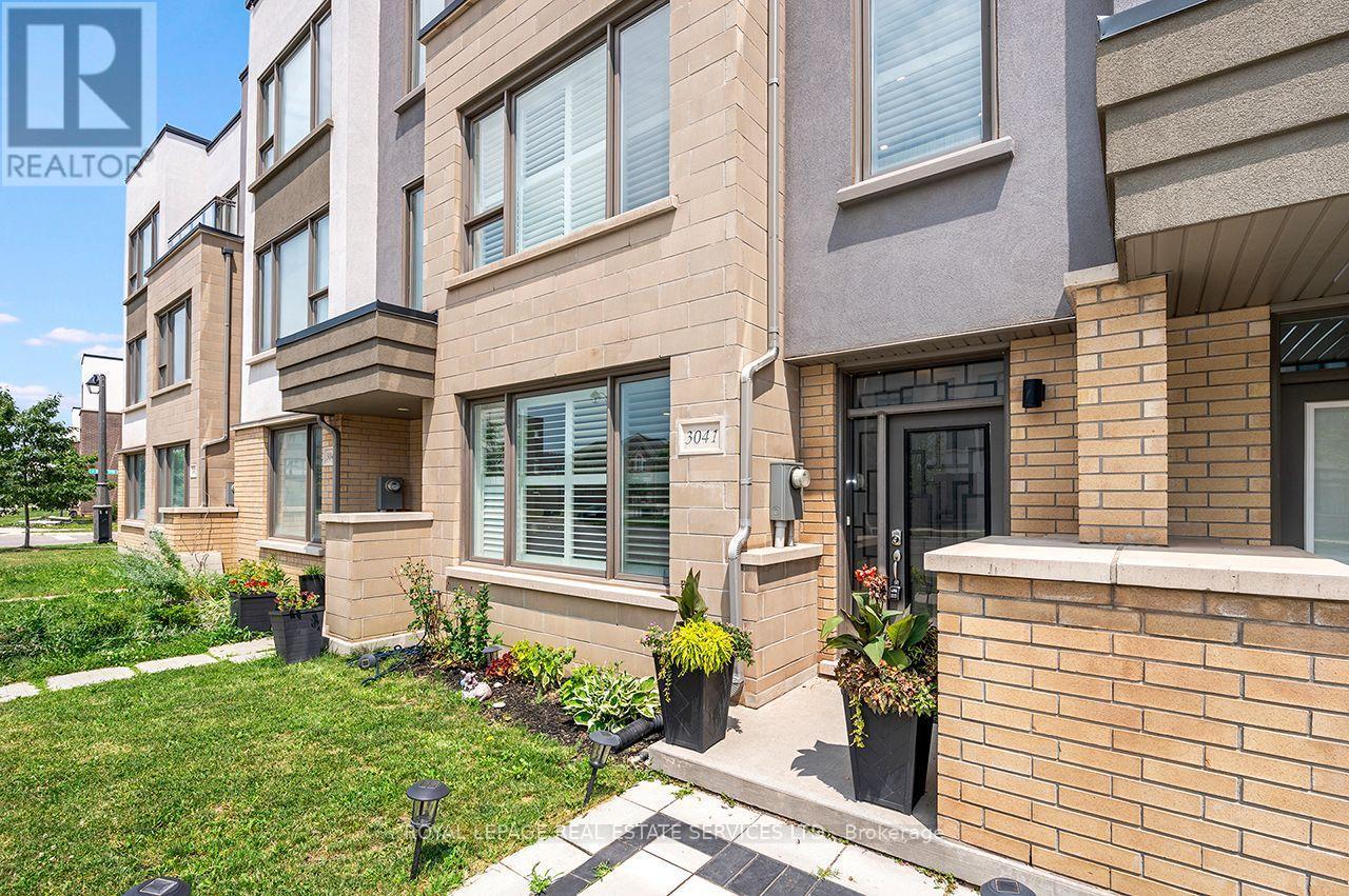 












3041 ERNEST APPELBE BOULEVARD

,
Oakville,




Ontario
L6H0N8

