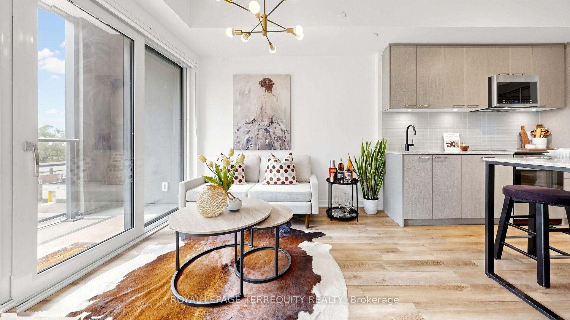 









1808


St Clair

Avenue West, 510,
Toronto,




ON
M6N 0C1

