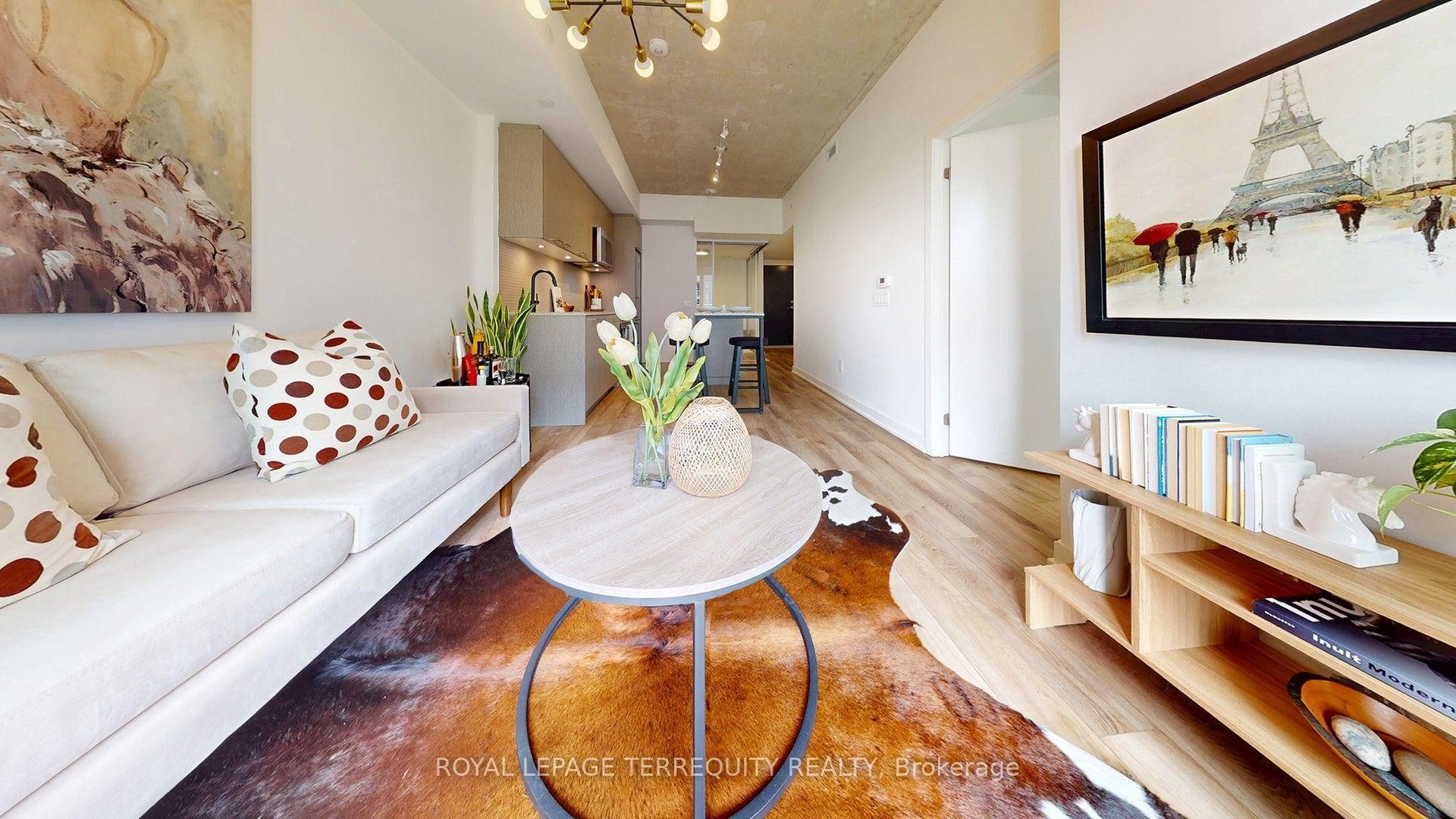 









1808


St Clair

Avenue West, 510,
Toronto,




ON
M6N 0C1

