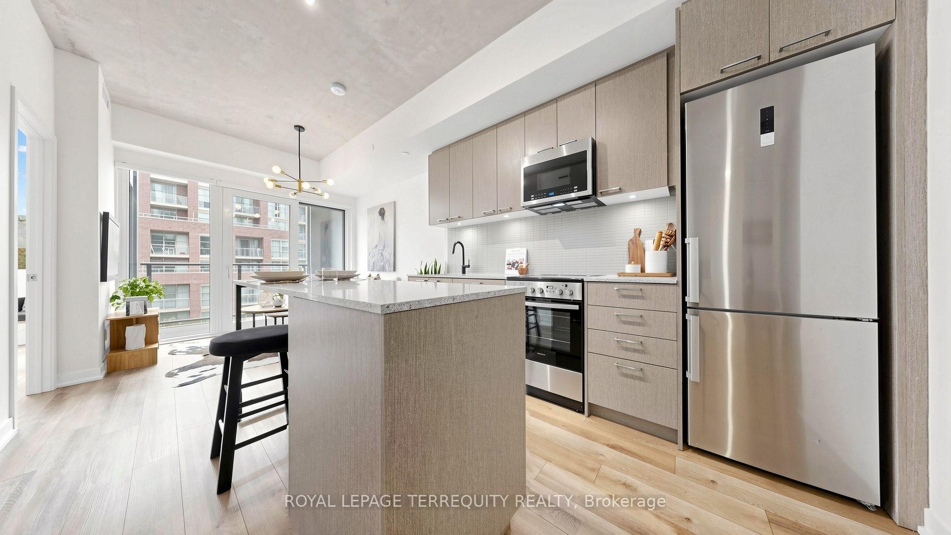 









1808


St Clair

Avenue West, 510,
Toronto,




ON
M6N 0C1

