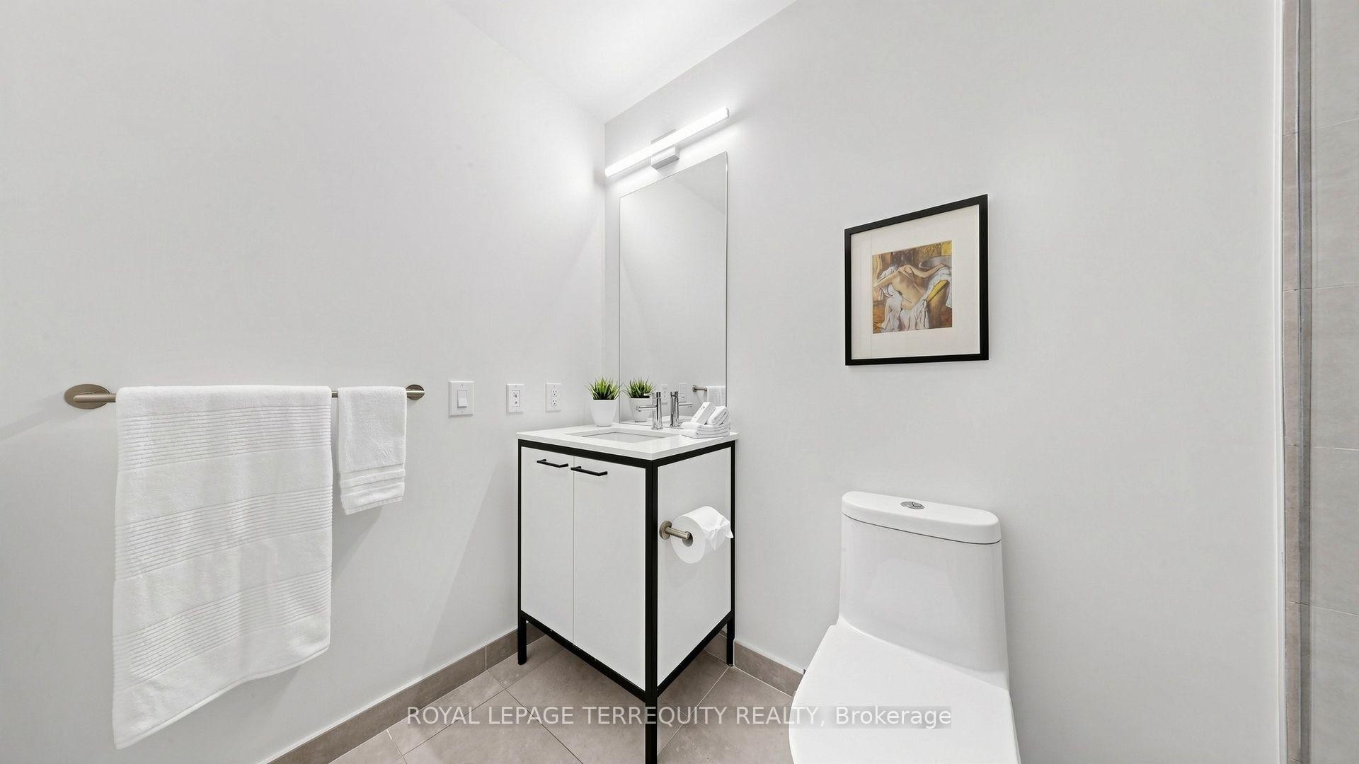 









1808


St Clair

Avenue West, 510,
Toronto,




ON
M6N 0C1

