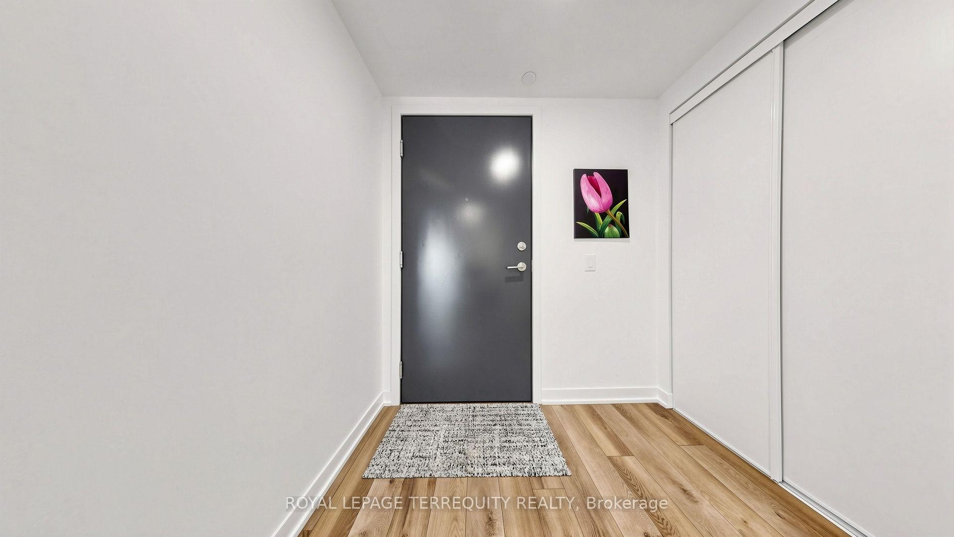 









1808


St Clair

Avenue West, 510,
Toronto,




ON
M6N 0C1

