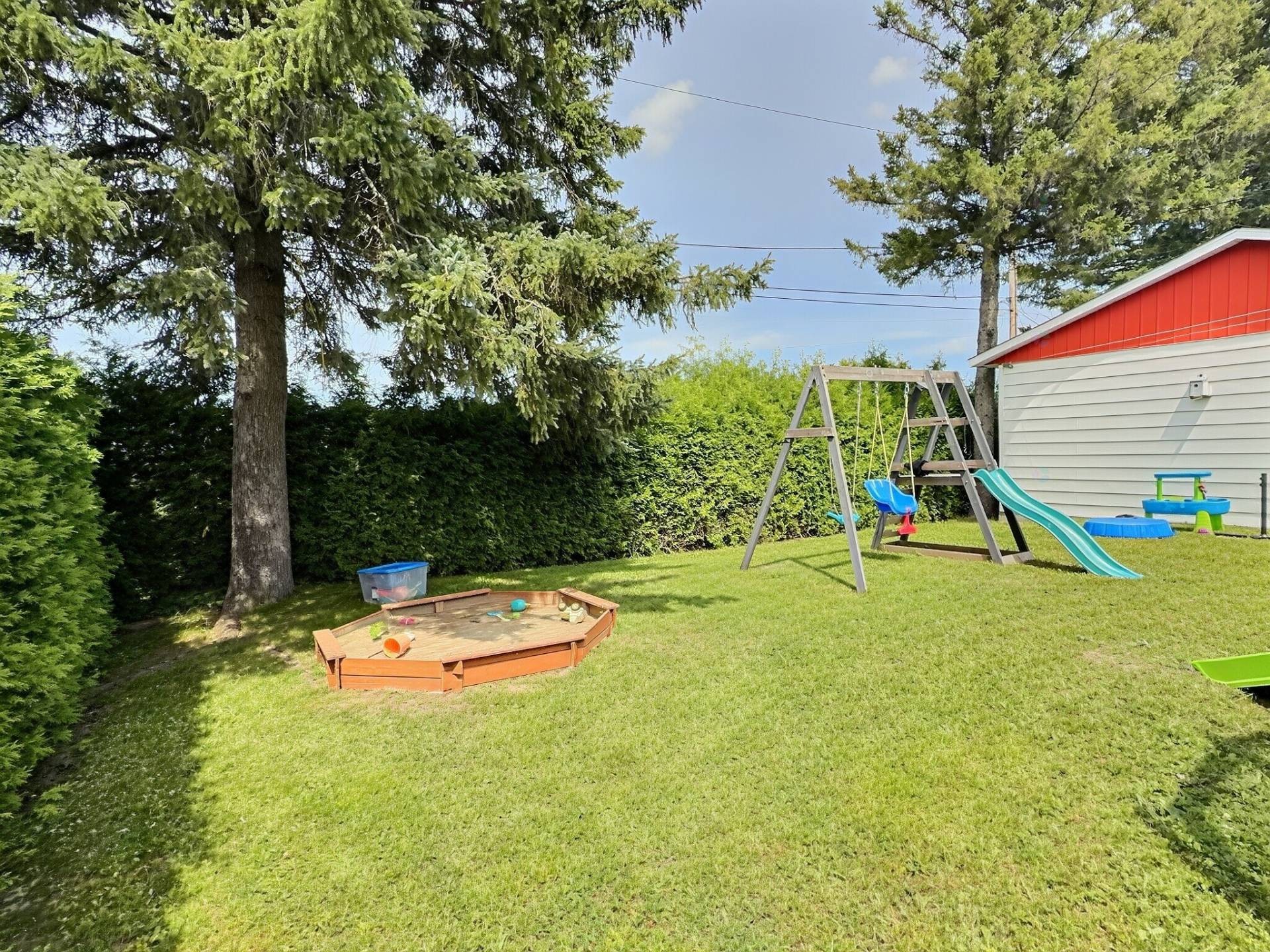 









11


Rue Therrien

,
Lorrainville,




QC
J0Z2R0

