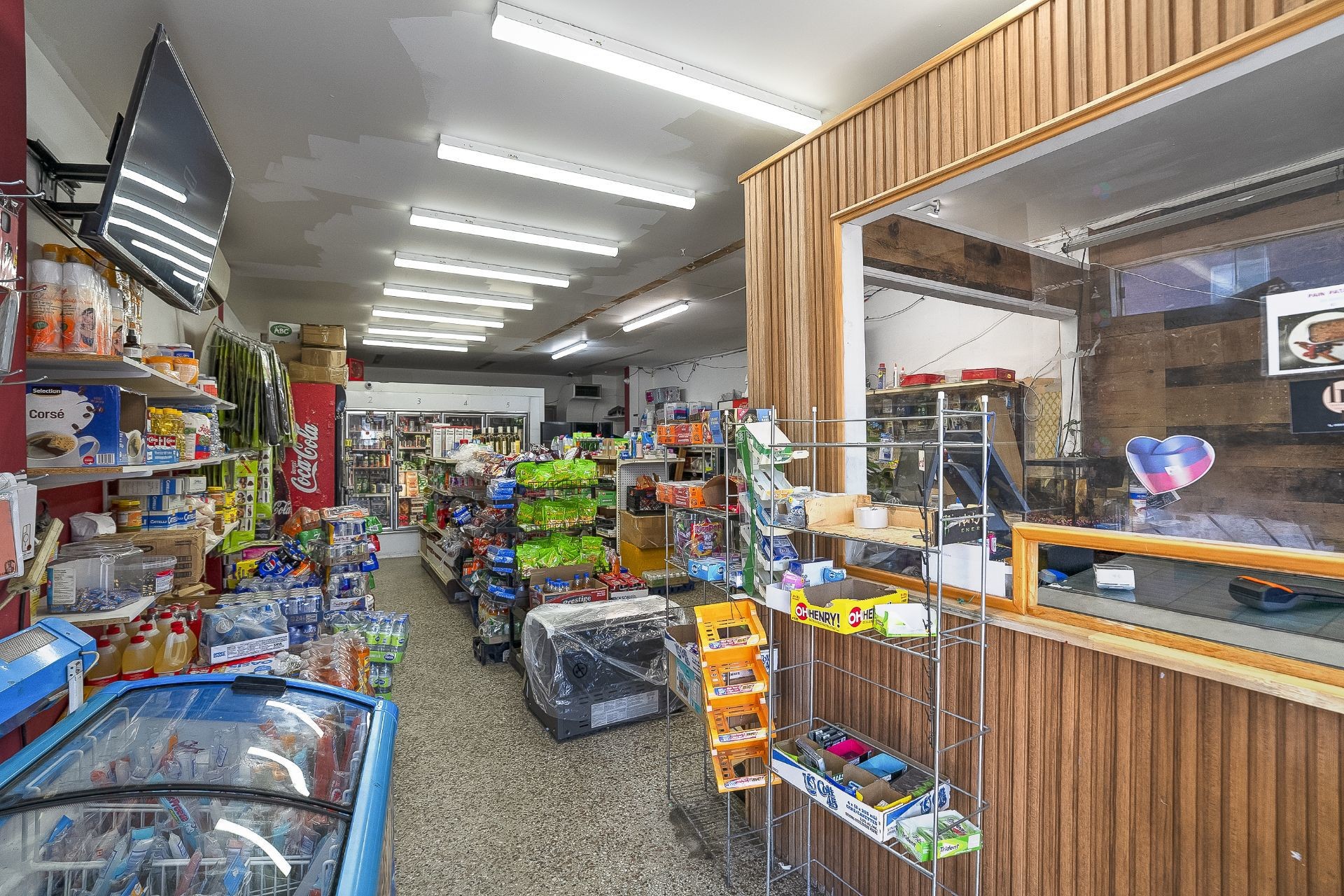 









4731

 - 4733


Rue de Castille

,
Montréal (Montréal-Nord),




QC
H1H1Y8

