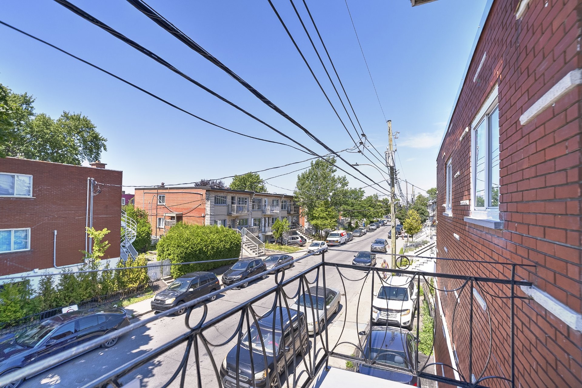 









4731

 - 4733


Rue de Castille

,
Montréal (Montréal-Nord),




QC
H1H1Y8

