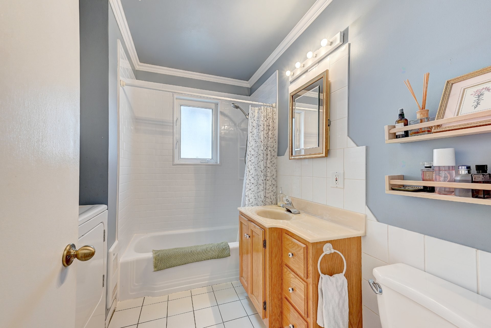 









100

 - 102


Rue Guérin

,
Sainte-Catherine,




QC
J5C1M4

