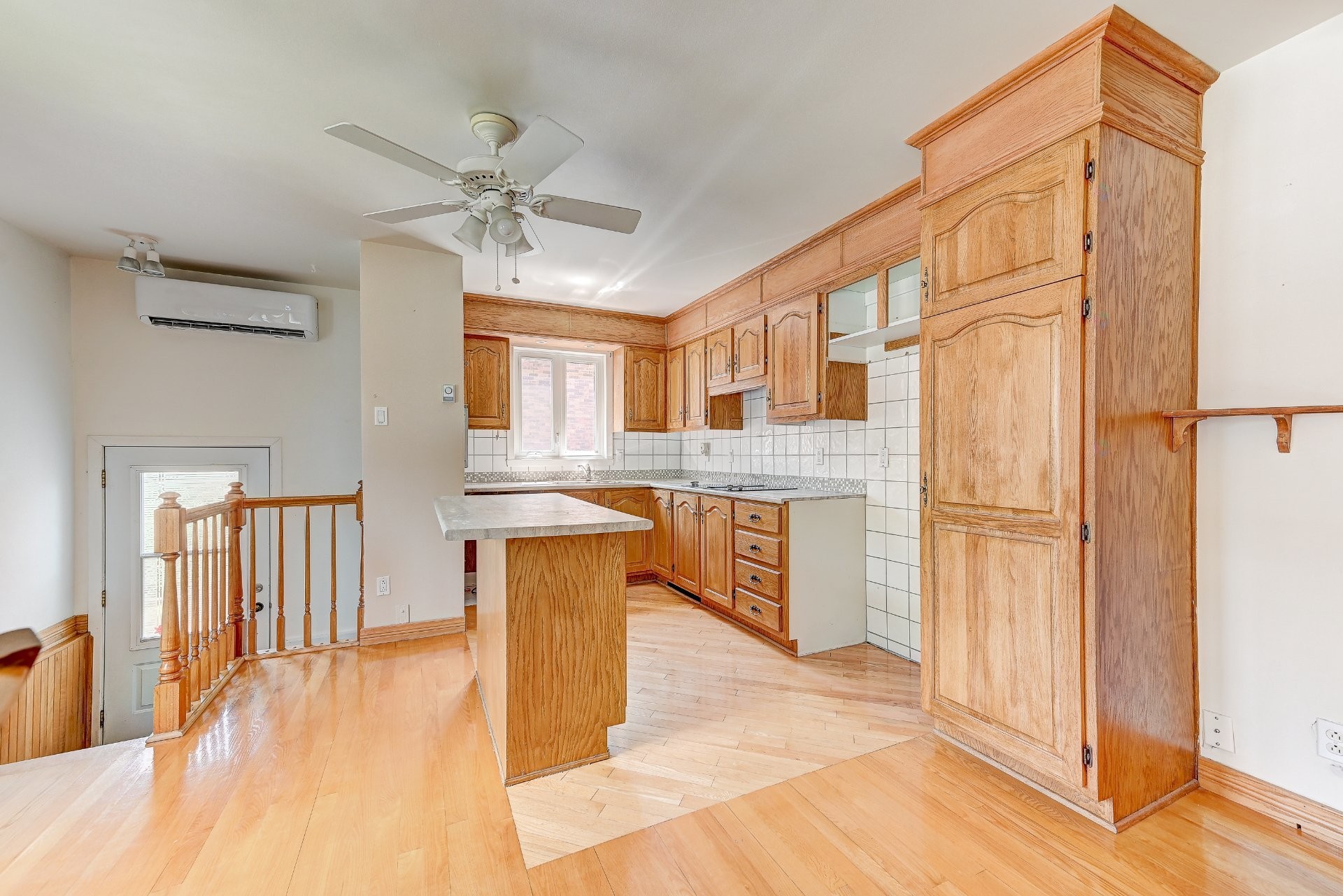 









100

 - 102


Rue Guérin

,
Sainte-Catherine,




QC
J5C1M4

