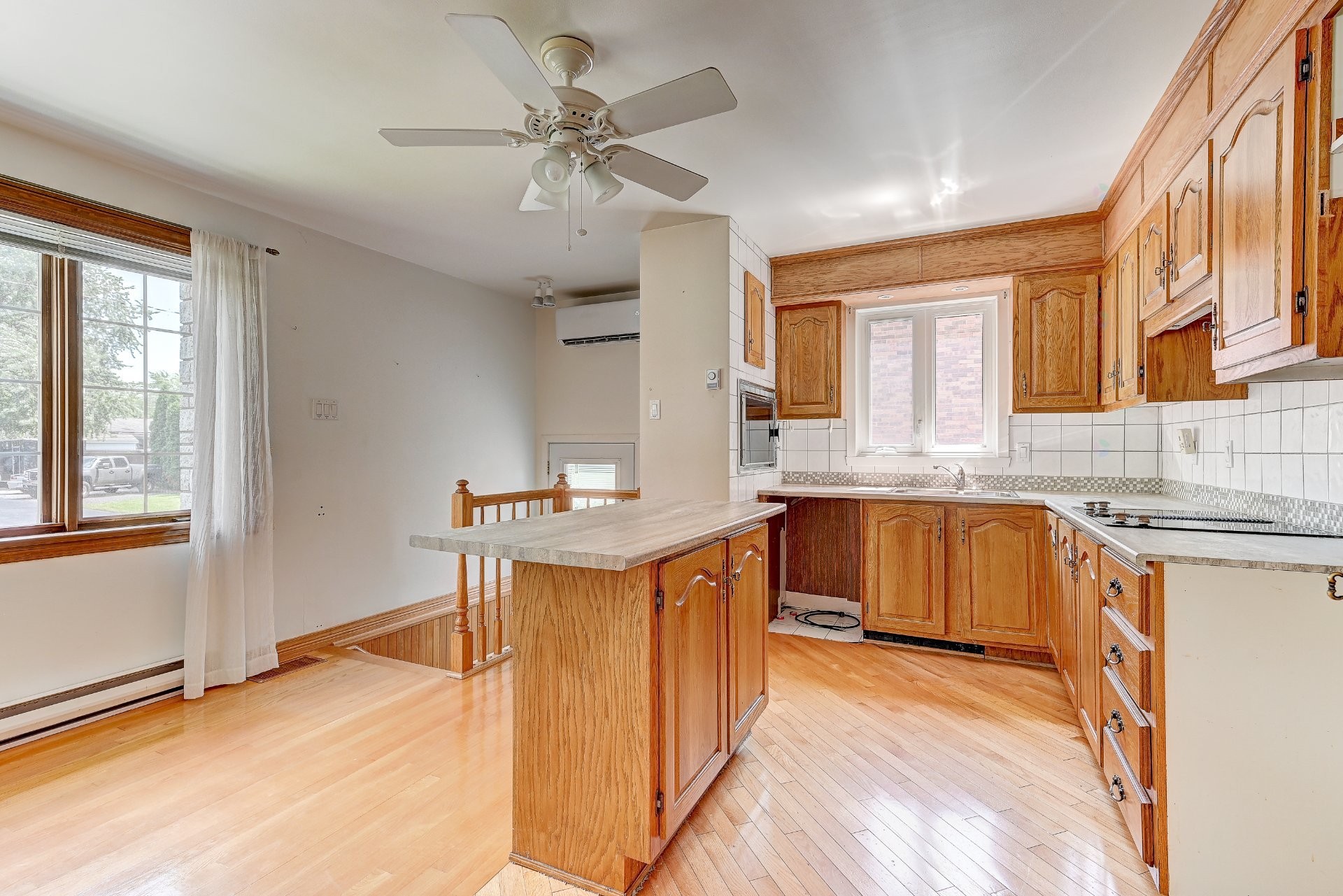 









100

 - 102


Rue Guérin

,
Sainte-Catherine,




QC
J5C1M4

