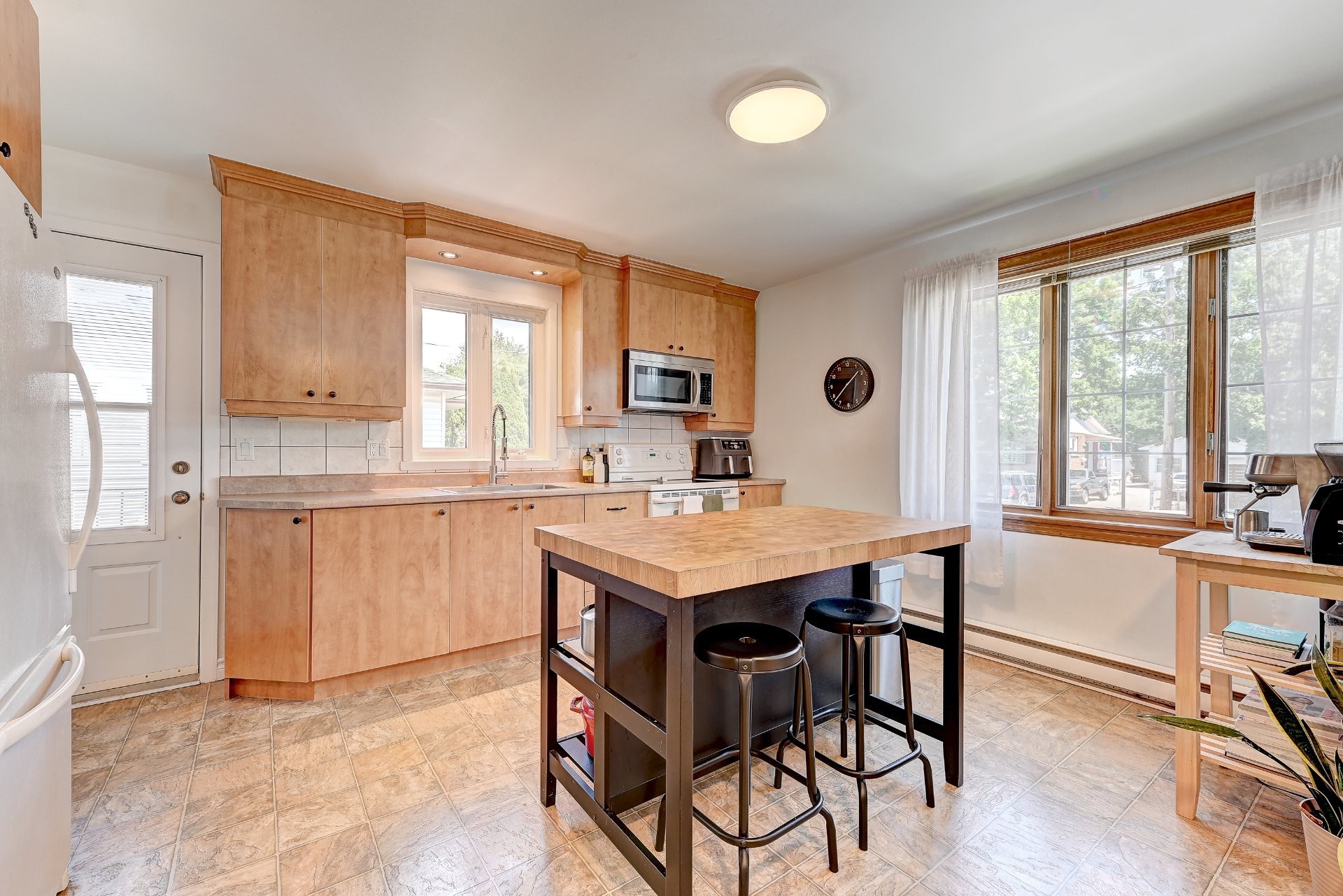 









100

 - 102


Rue Guérin

,
Sainte-Catherine,




QC
J5C1M4

